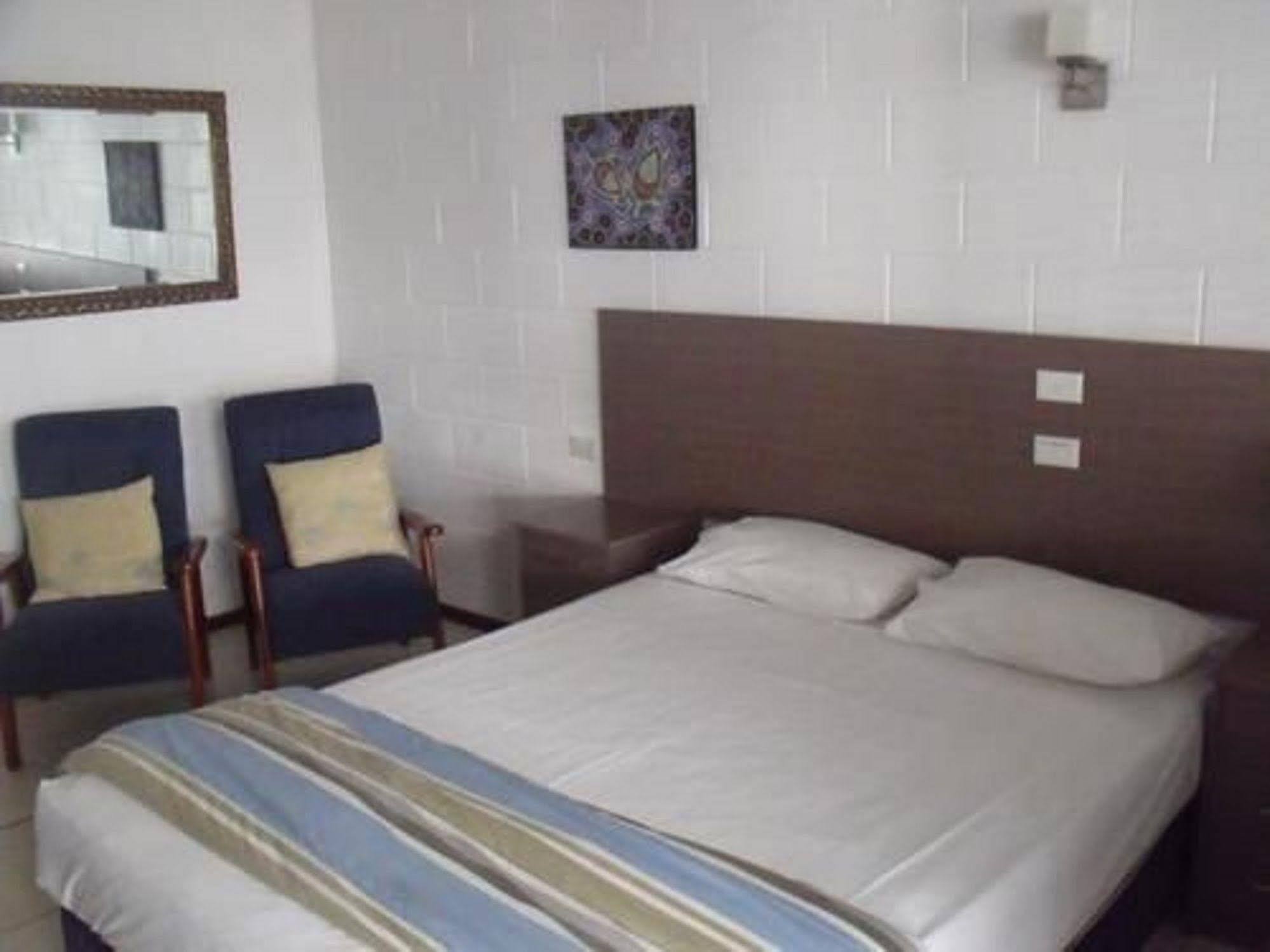 Moffat Beach Motel קלונדרה מראה חיצוני תמונה