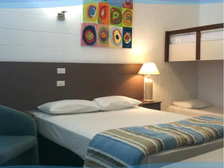 Moffat Beach Motel קלונדרה מראה חיצוני תמונה
